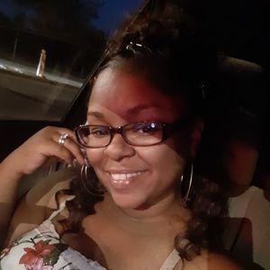 Meet your Posher, Simone